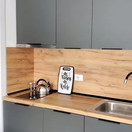 Kevin&elisa Your Home! شقة Lezhë